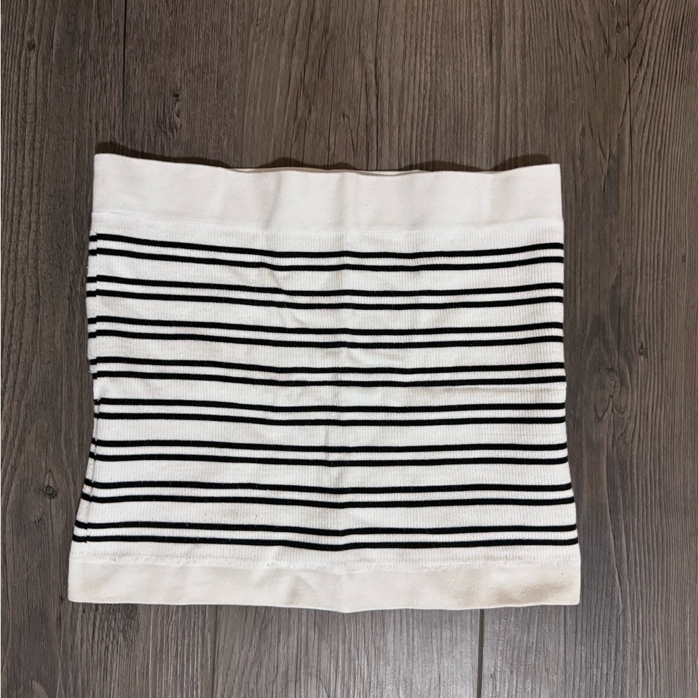 Urban outfitters black and white striped tube top xs/s